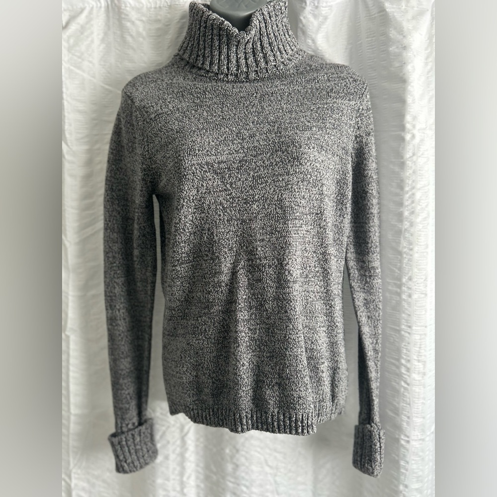 Cozy Gray Knit Sweater